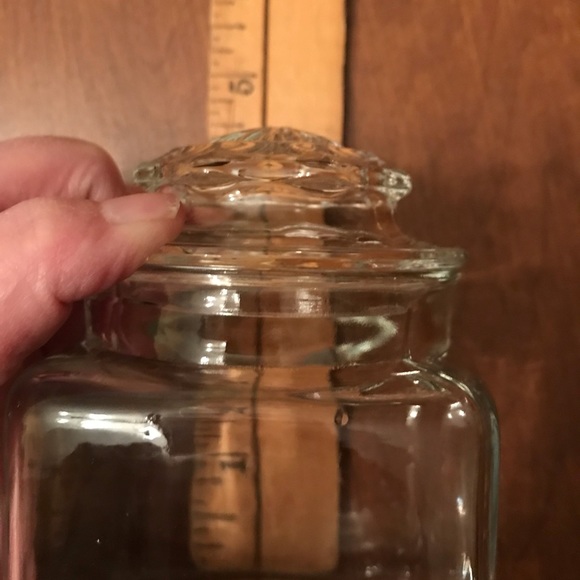 Lidded Jar - Small - Picture 4 of 4